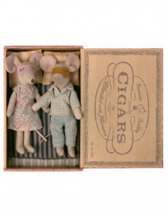 Maileg Mum & Dad mice in...